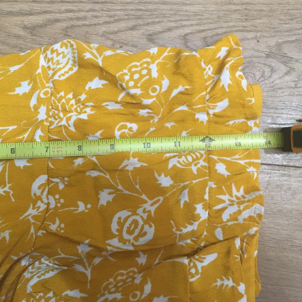 4 for $20/Yellow Floral forever 21 skirt - Picture 8 of 11